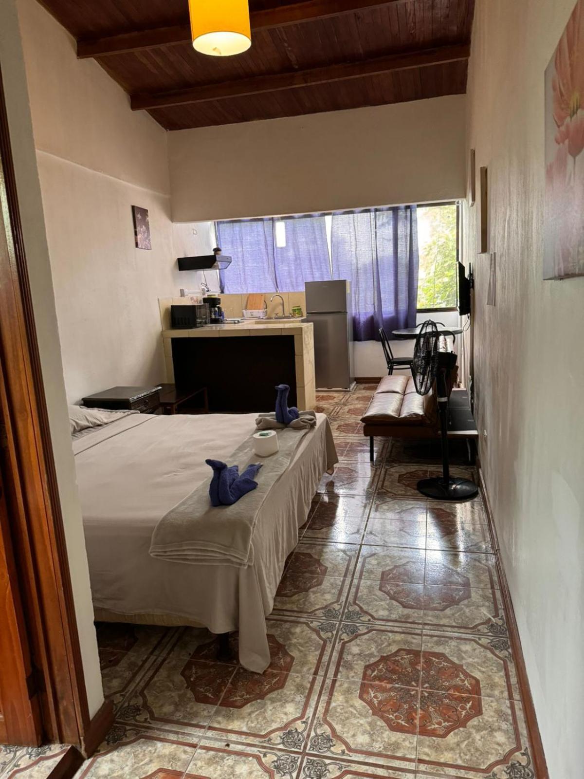 Aparthotel Villa Pacande & Rooms Pilas Chambre photo