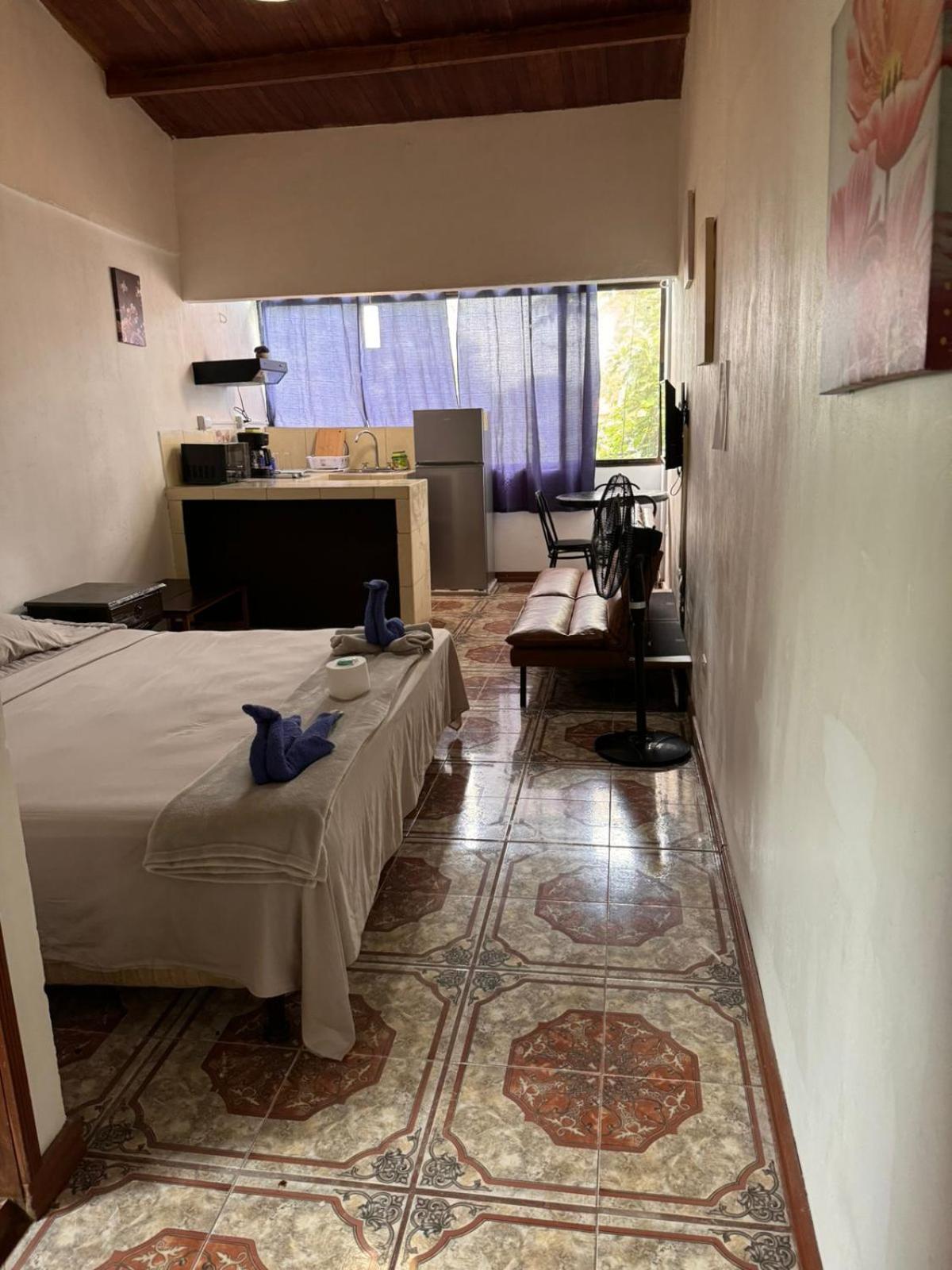 Aparthotel Villa Pacande & Rooms Pilas Chambre photo