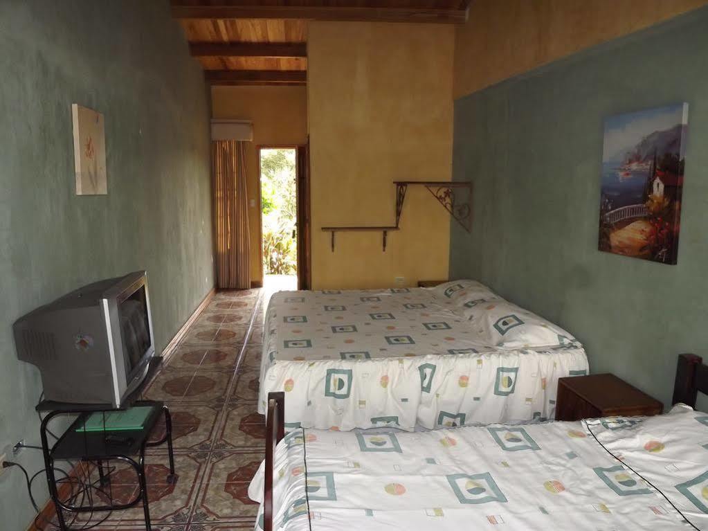 Aparthotel Villa Pacande & Rooms Pilas Extérieur photo